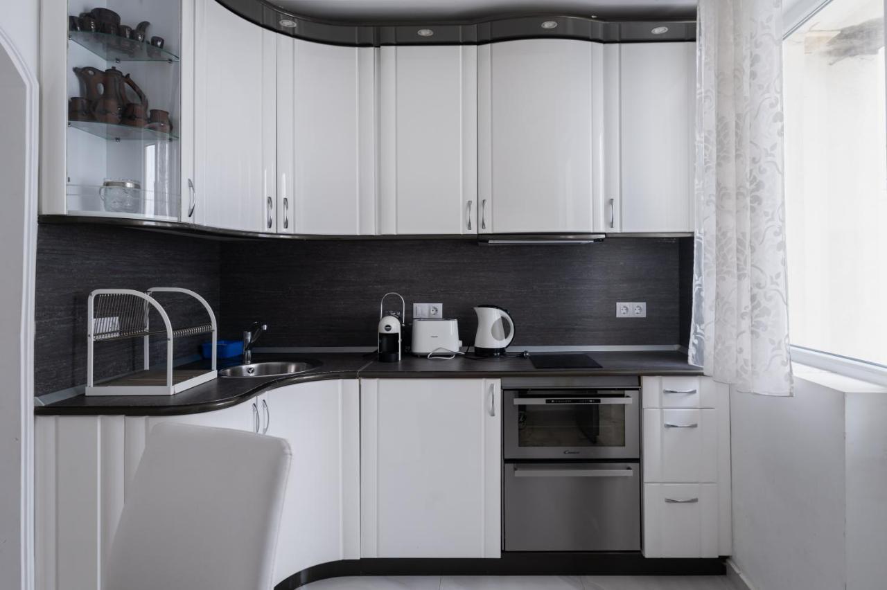 Central 2-Bd Bright Apartment In Sofia By Flat Mаnager Bagian luar foto