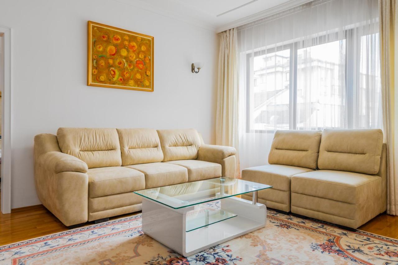 Central 2-Bd Bright Apartment In Sofia By Flat Mаnager Bagian luar foto