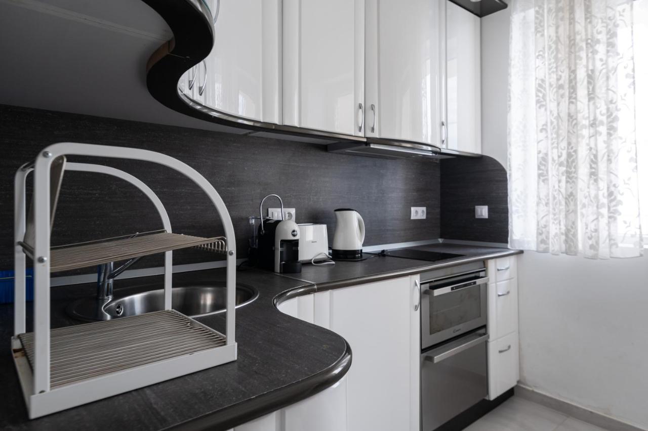 Central 2-Bd Bright Apartment In Sofia By Flat Mаnager Bagian luar foto